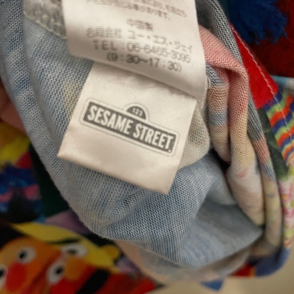 RARE Universal Studios Japan Sesame Street Allover Print Shirt - Picture 4 of 5